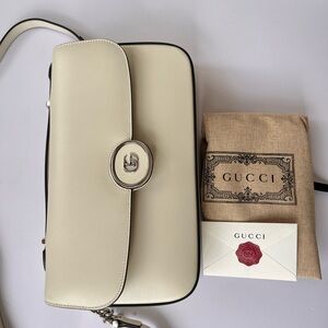 Authentic Brand New Gucci Cream Shoulder Bag